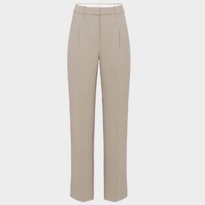 NWT Aritzia Effortless Pant in Nomad Taupe Sz 4P